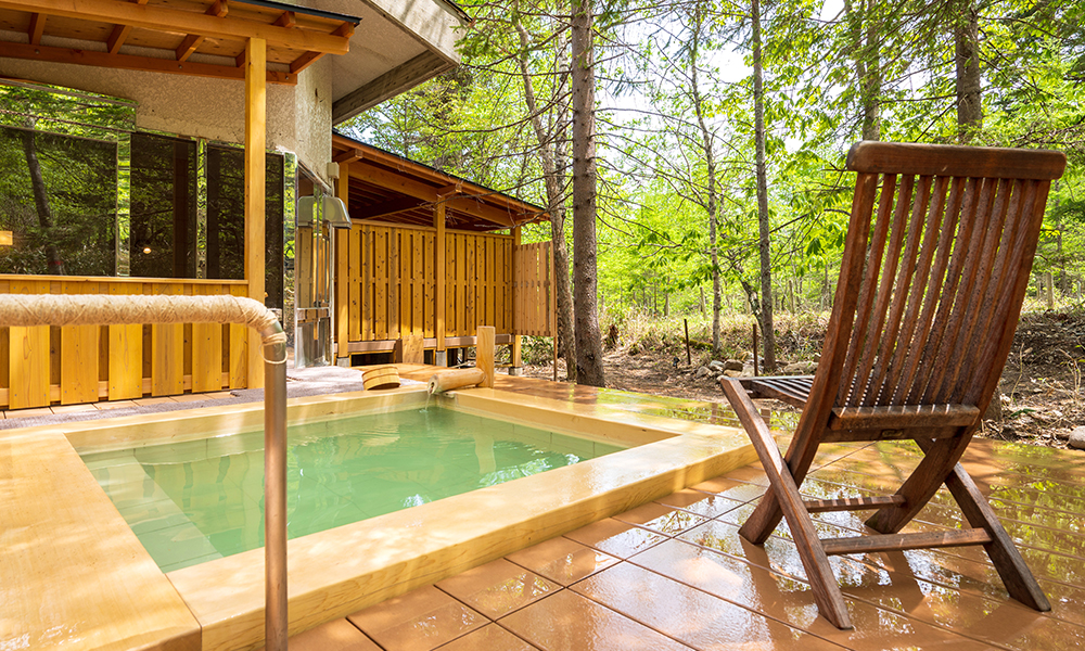 Private open-air bath